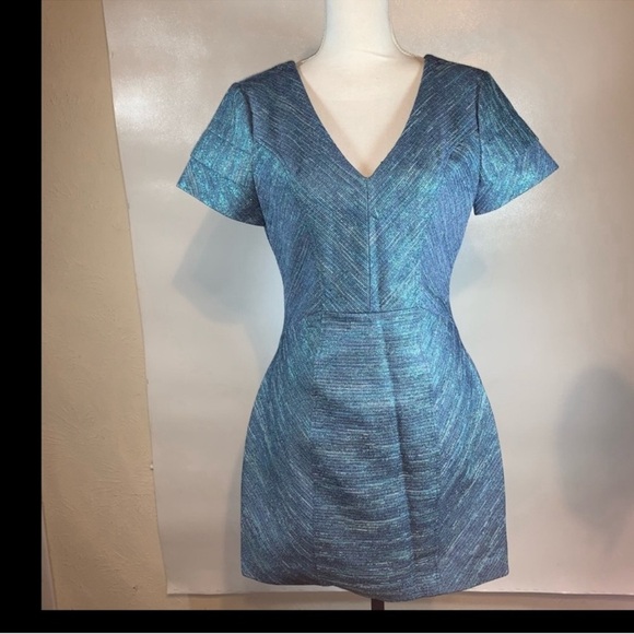 Rebecca Minkoff Katya Tweed V Neck Dress Size 4 new without tags princess style - Picture 4 of 9